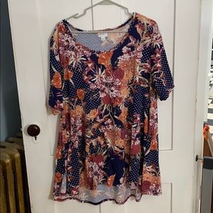 Lularoe perfect tee